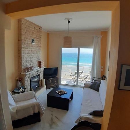 Apartment Michalis By The Sea Artemida  Exterior foto
