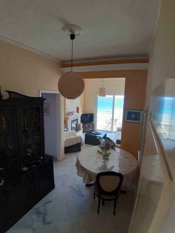 Apartment Michalis By The Sea Artemida  Exterior foto